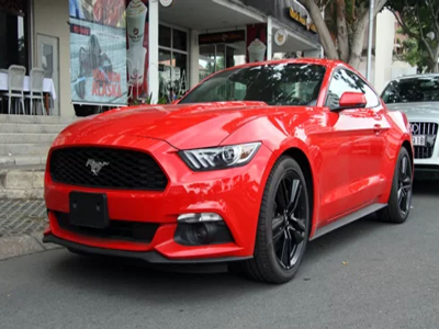Chevrolet camaro và Ford mustang 2015 đầu tiên về Việt Nam